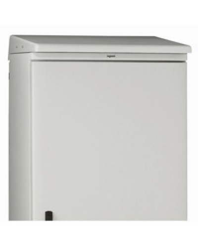 Цоколь Legrand 036296 в Тольятти Цоколи для шкафов и стоек Pintop.ru