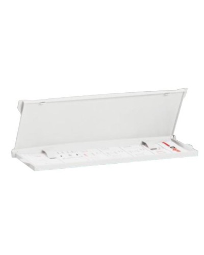 Карман для схем закрытый Legrand 036582 в Тольятти Полки для шкафов и стоек Pintop.ru