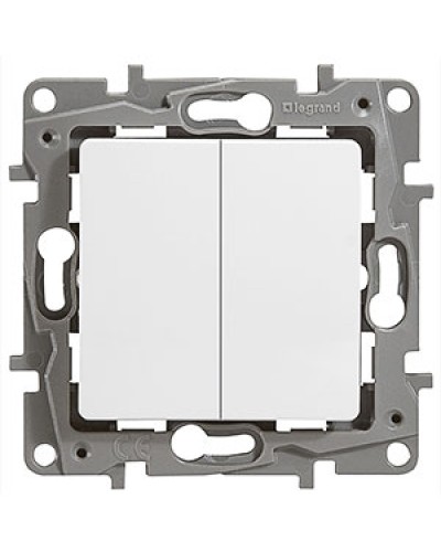Выключатель двухклавишный 10 AX 250 В белый Etika Legrand 672202 в Тольятти Аксессуары для кабель-канала Pintop.ru